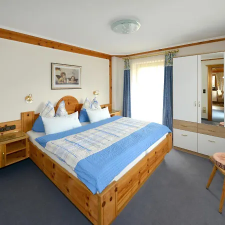 Marie Luise, Διαμέρισμα